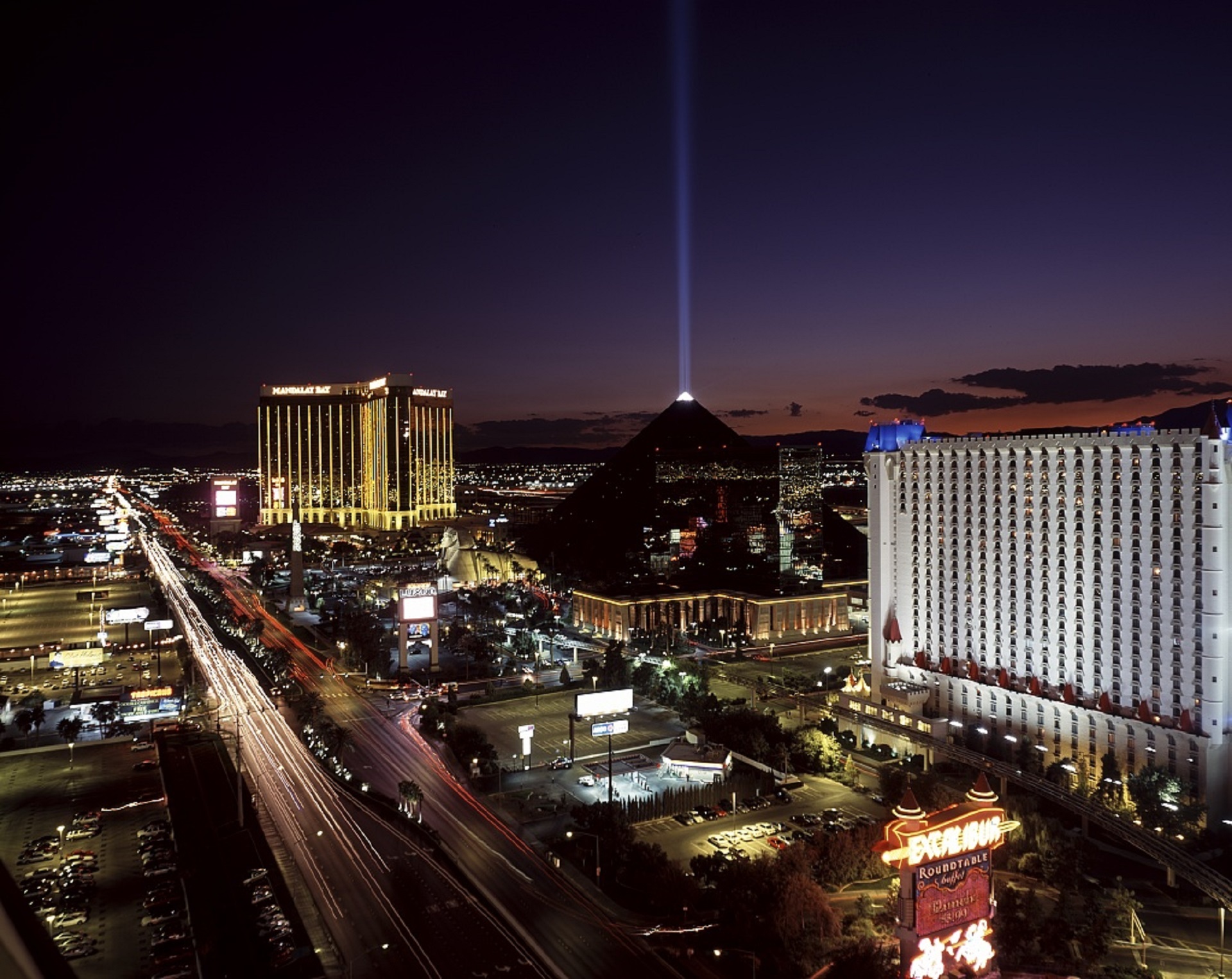 Aerial view of las vegas strip at night, usa, nevada free image