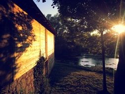 hut cabin lake