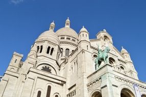 sacred heart paris blue sky