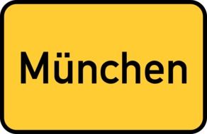 Munchen (Munich) yellow town sign