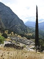 beautiful mauntains view ruins delphi roman temple