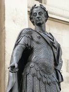 a statue of the Emperor of England