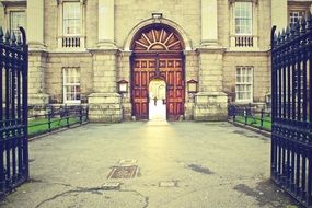 anciend gateway of trinity college, uk, ireland, dublin