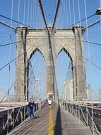 brooklyn bridge in new york