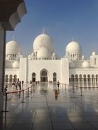 frontal view of Sheikh Zayed Grand Mosque, uae, abu dhabi