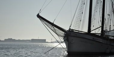 front of sailing boat at harbour on the water, canada, ontario, toronto