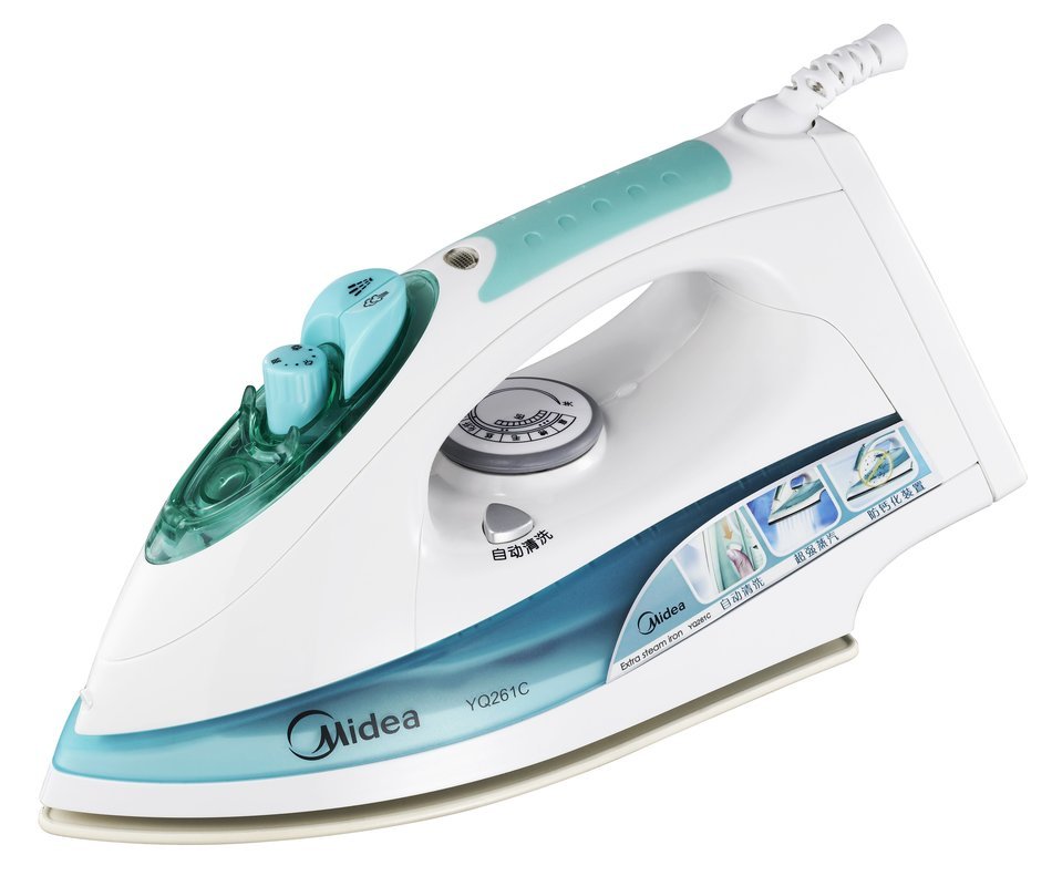 iron with steaming function