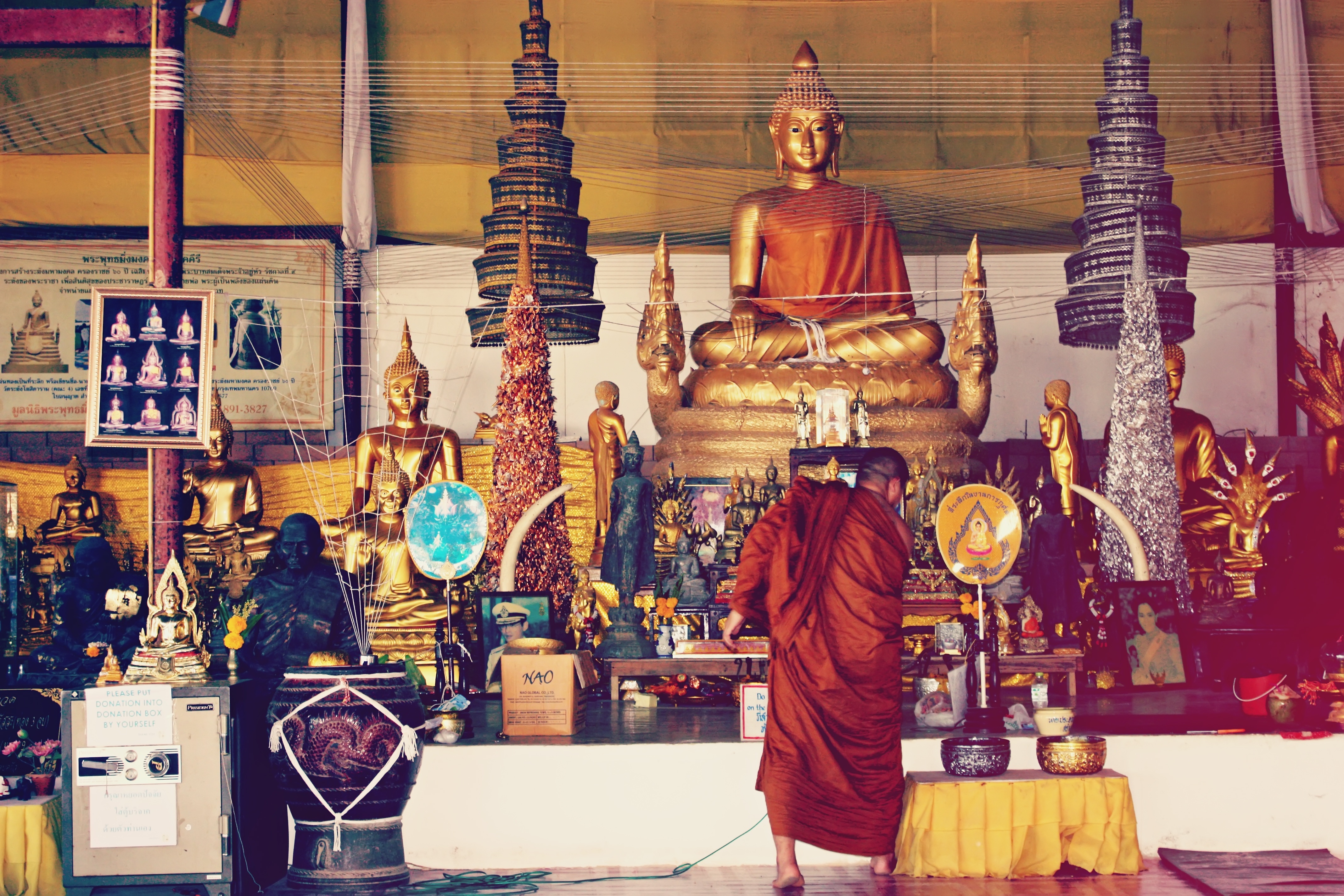 Буддистский храм Таиланд обезьян