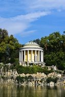 columnar pavilion park lake