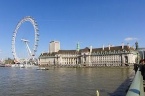 London Eye with view of the river