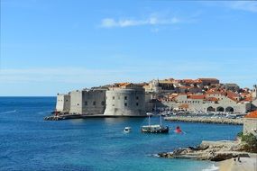 dubrovnik old town seashore view