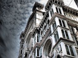 Black and white image of the cathedral in Florence