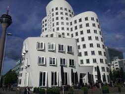 Picture of the white architecture in düsseldorf