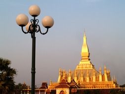 golden pagoda wat pha-that luang