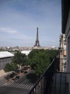 majestic views of the Eiffel Tower