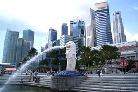 cityscape of fountain with lion monument in singapore