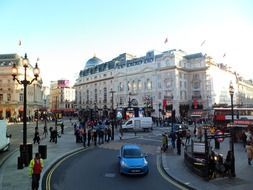 people at pedestrian crossing on Picadilly Circus, uk, england, london