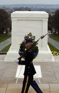 guard of honor at arlington national cemetery