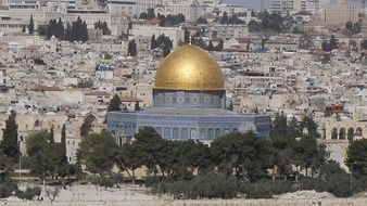 dome of the rock mosque in holy city, israel, jerusalem