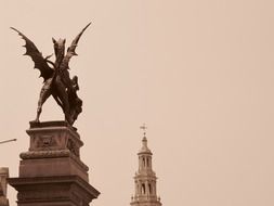 dragon statue, london