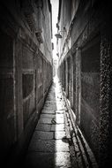 narrow street in Anchang town