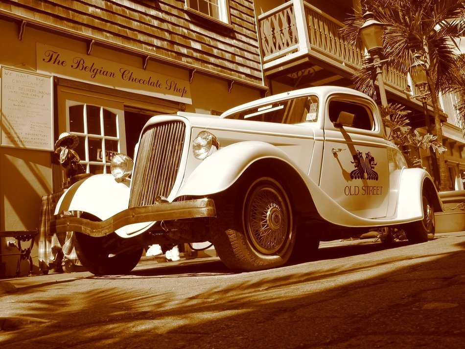 oldtimer car at vintage shop display, netherlands, caribbean, Saint Martin