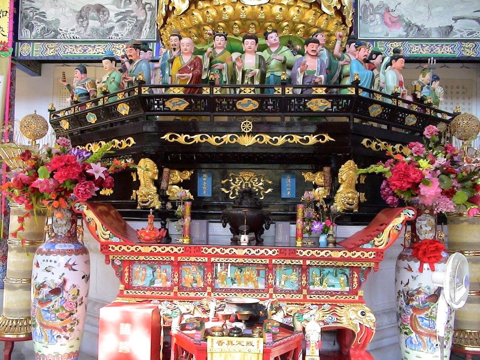 traditional altar with goddess figures, china, fengcheng