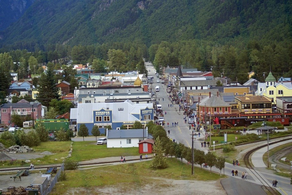 alaska town buildings main Road view