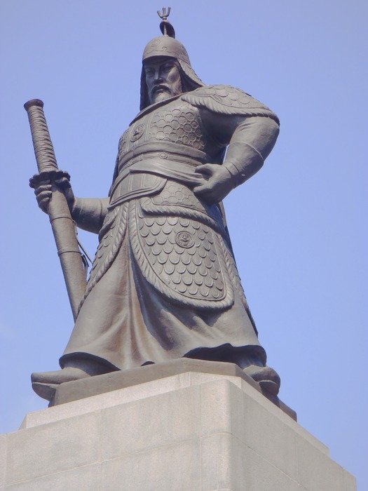 View from below on the statue of the king in Seoul