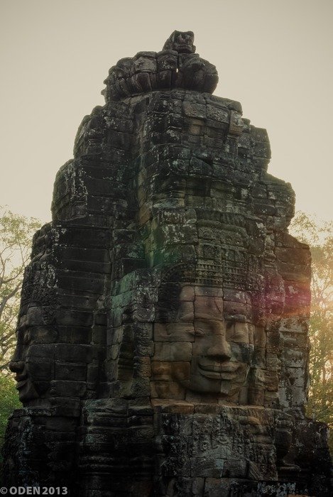 stone face mask, cambodgia, angkor wat