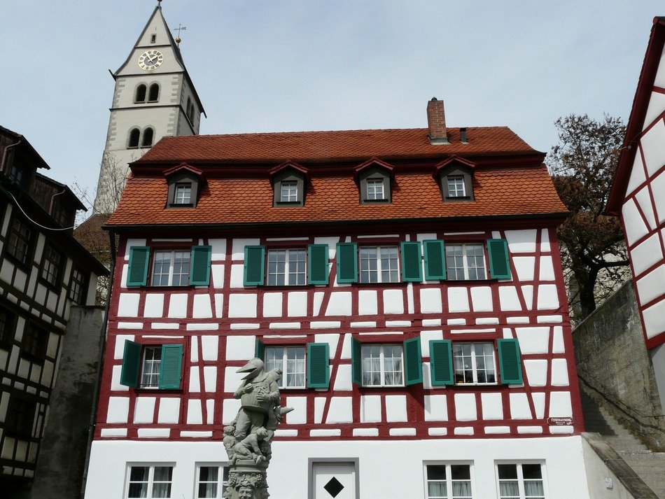 Fahwerk building in Mersburg
