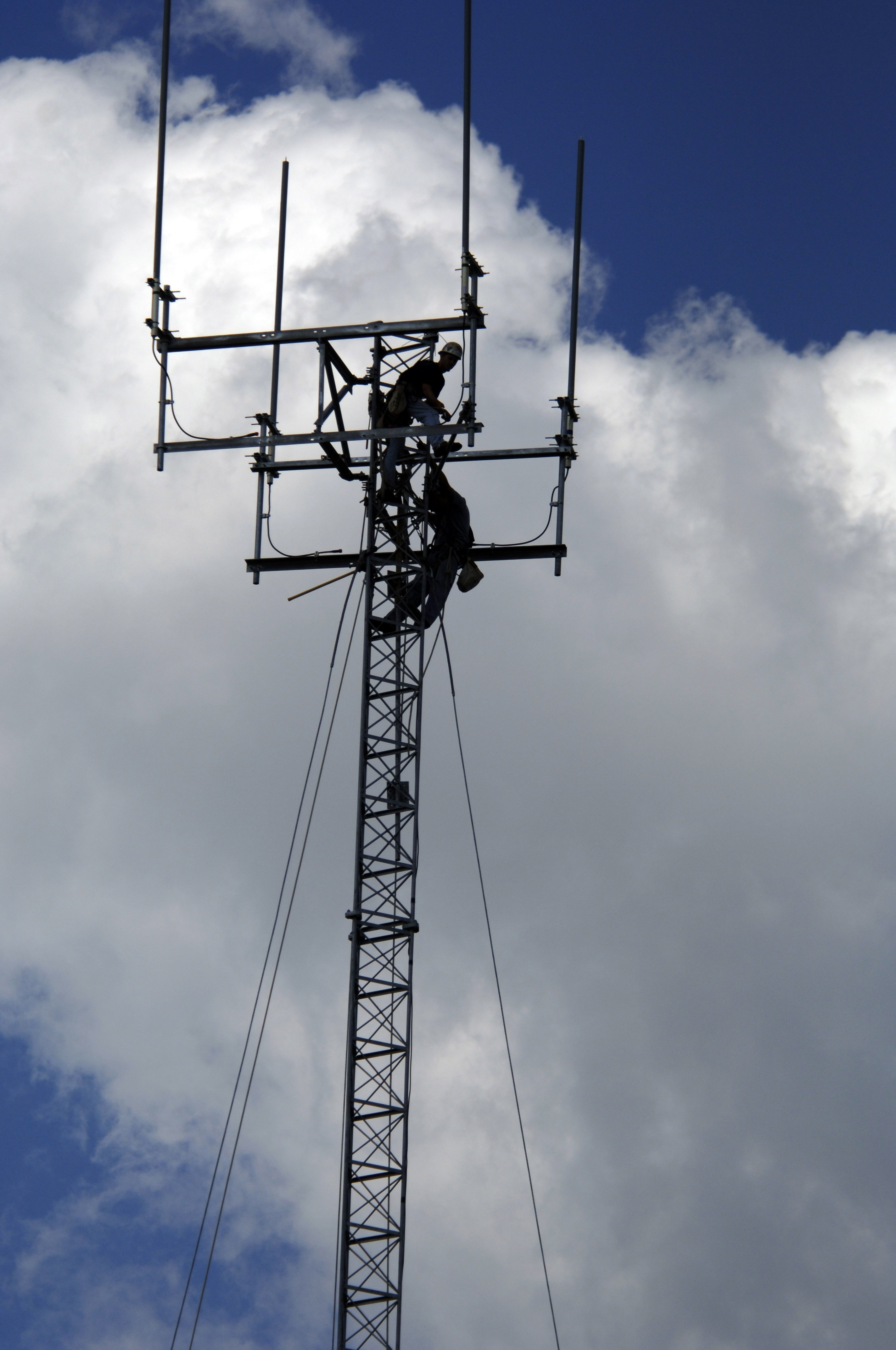 Cellular tower in New Orleans free image download