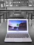computer classroom learning drawing