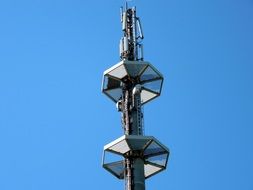 radio antenna against the sky