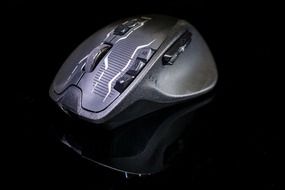 Black gaming mouse