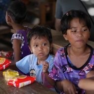 burma children in the school class