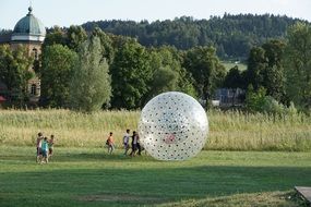 Big baloon play race tuttlingen park school