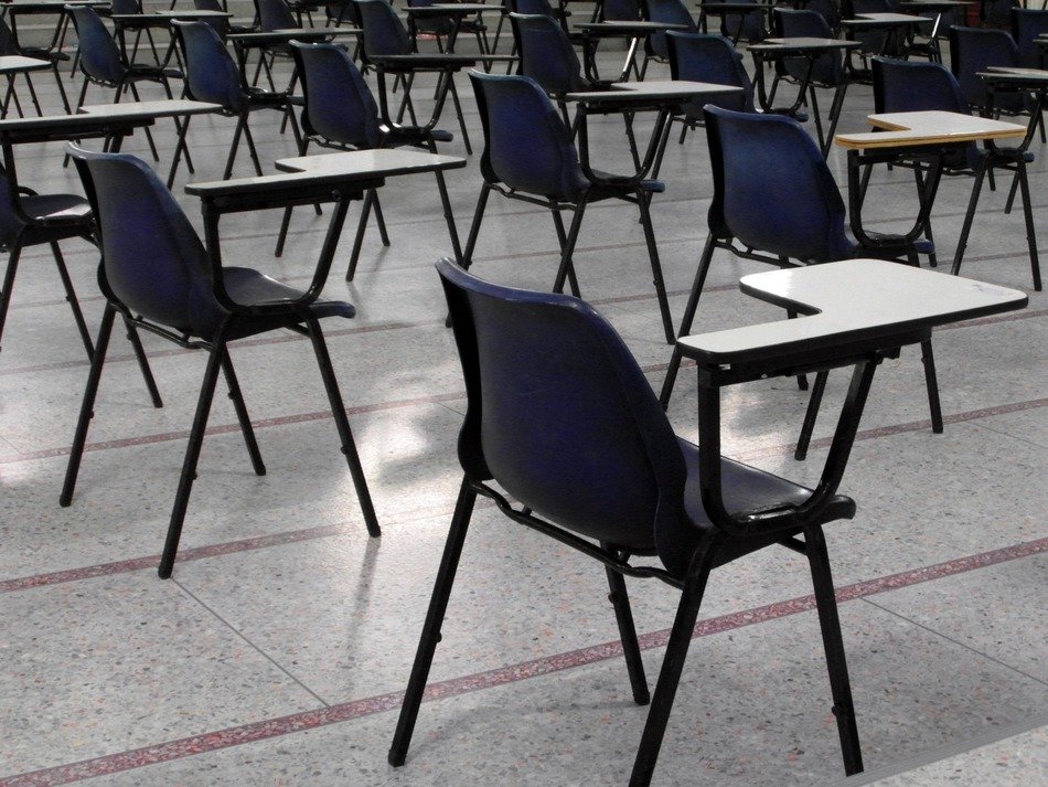 free writing desks in hall