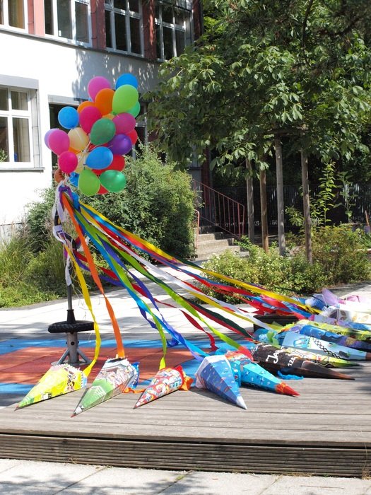 the decoration on the opening of the school