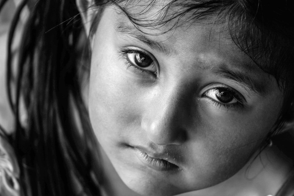 Black and white photo of the girl