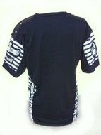 back view of black and white t-shirt