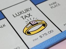 Monopoly Luxury Tax Ring N3