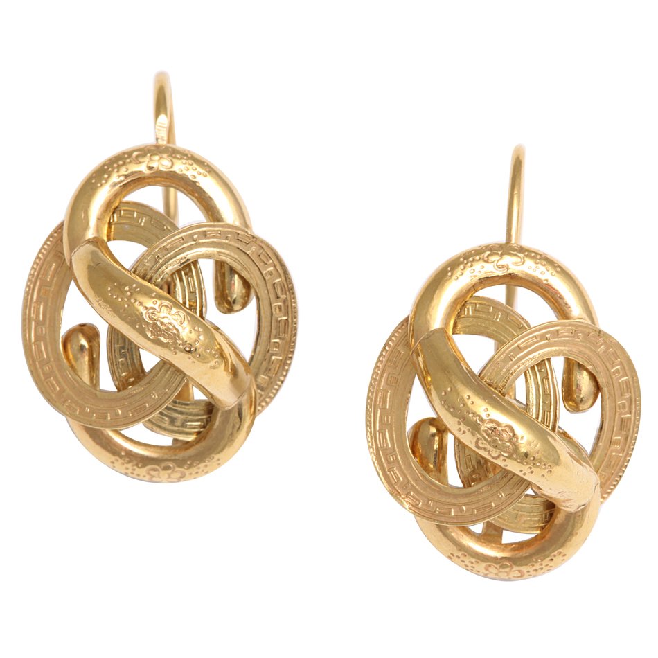 İllustration of gold earrings