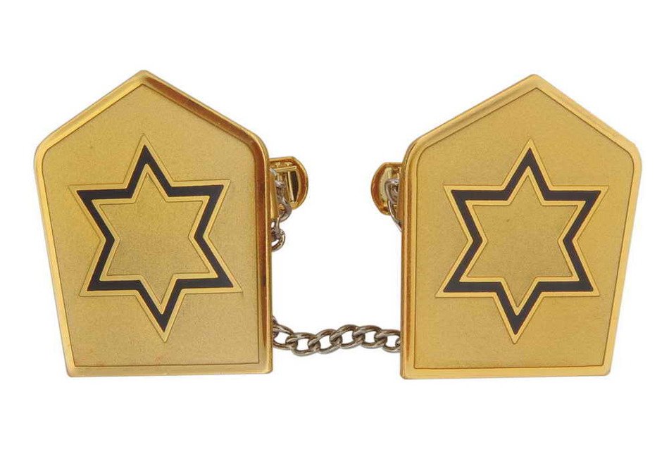 earrings with asterisks as picture