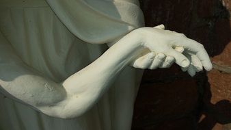 hands of sculptures