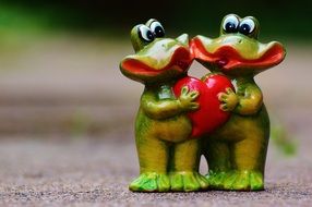 funny frogs pair