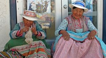 chivay peruvian costume