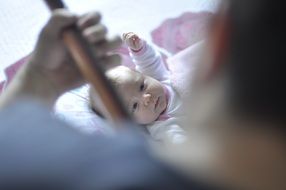 baby listens to music