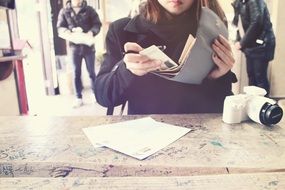 girl receives letters