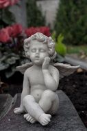 amure angel stone statue